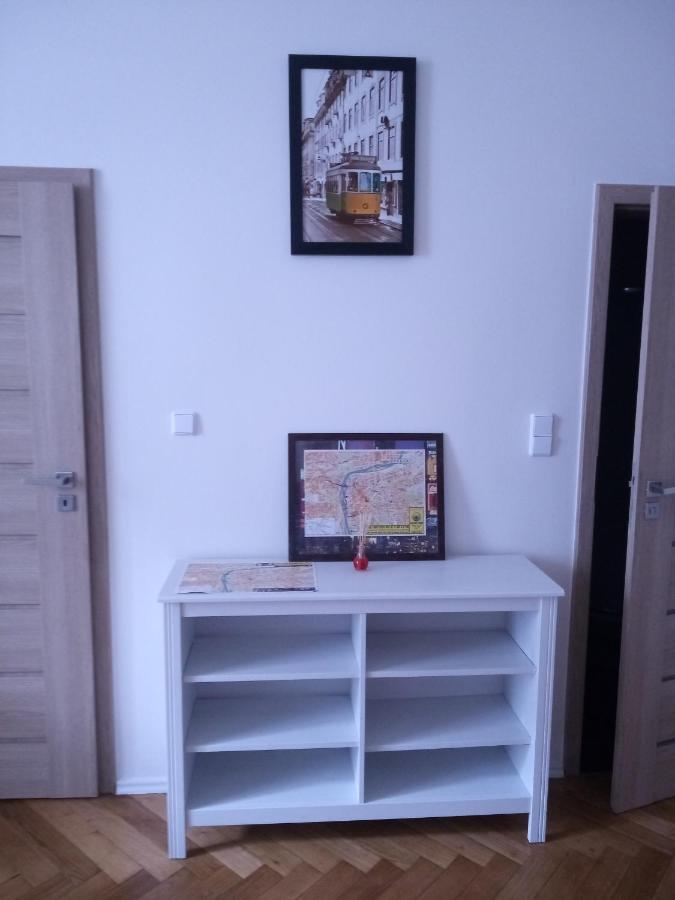 Gallys Apartments Прага Екстериор снимка